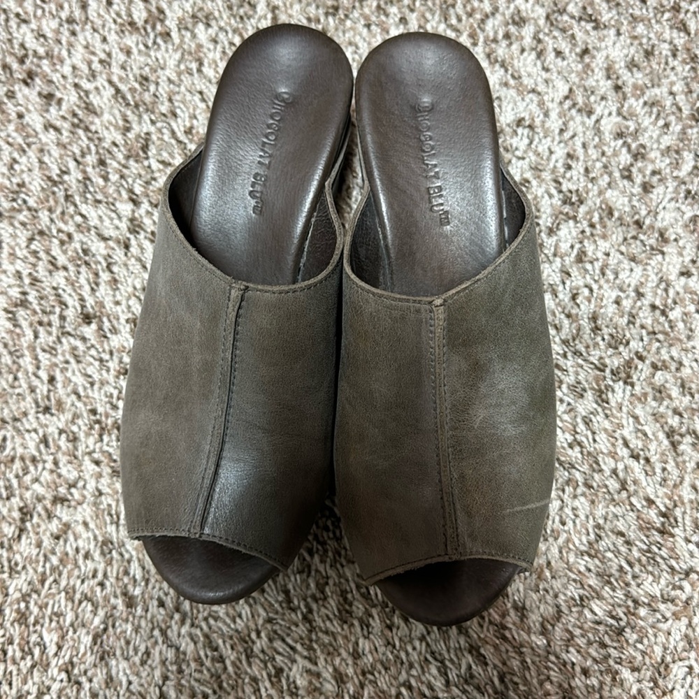 Chocolat Blu “WYNN” wedge